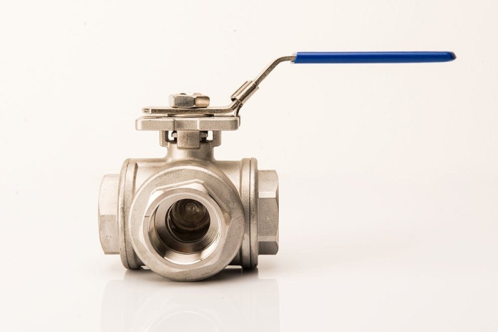 Top Flanged Three Way Stainless Steel Ball Valve